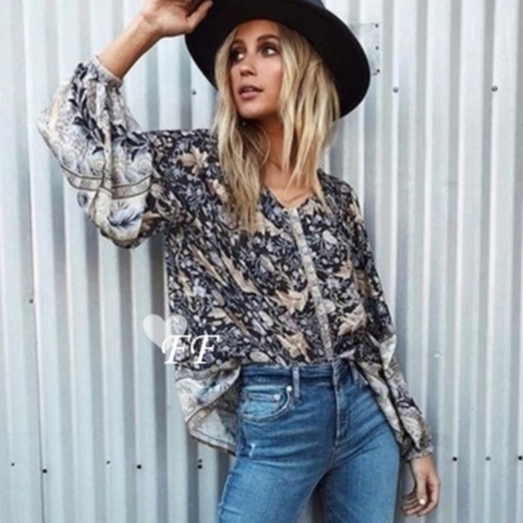 New Boutique Bohemian Print Long Sleeve Blouse - Picture 7 of 8